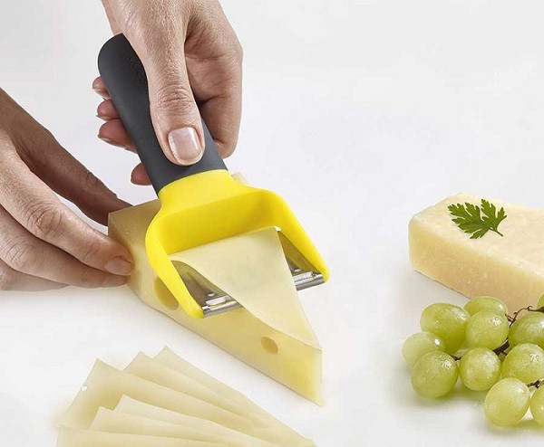 Сырный нож для кухни